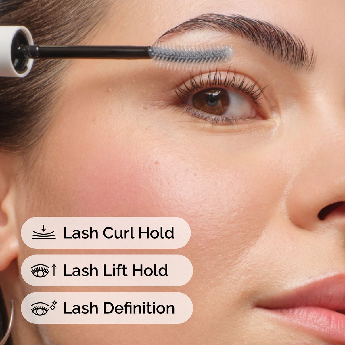lash-curl-finisher-m2 ord-lash-curl-finisher-model-application-with-benefits.jpg
